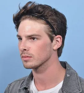 Rhinoplasty - Before - Example 9